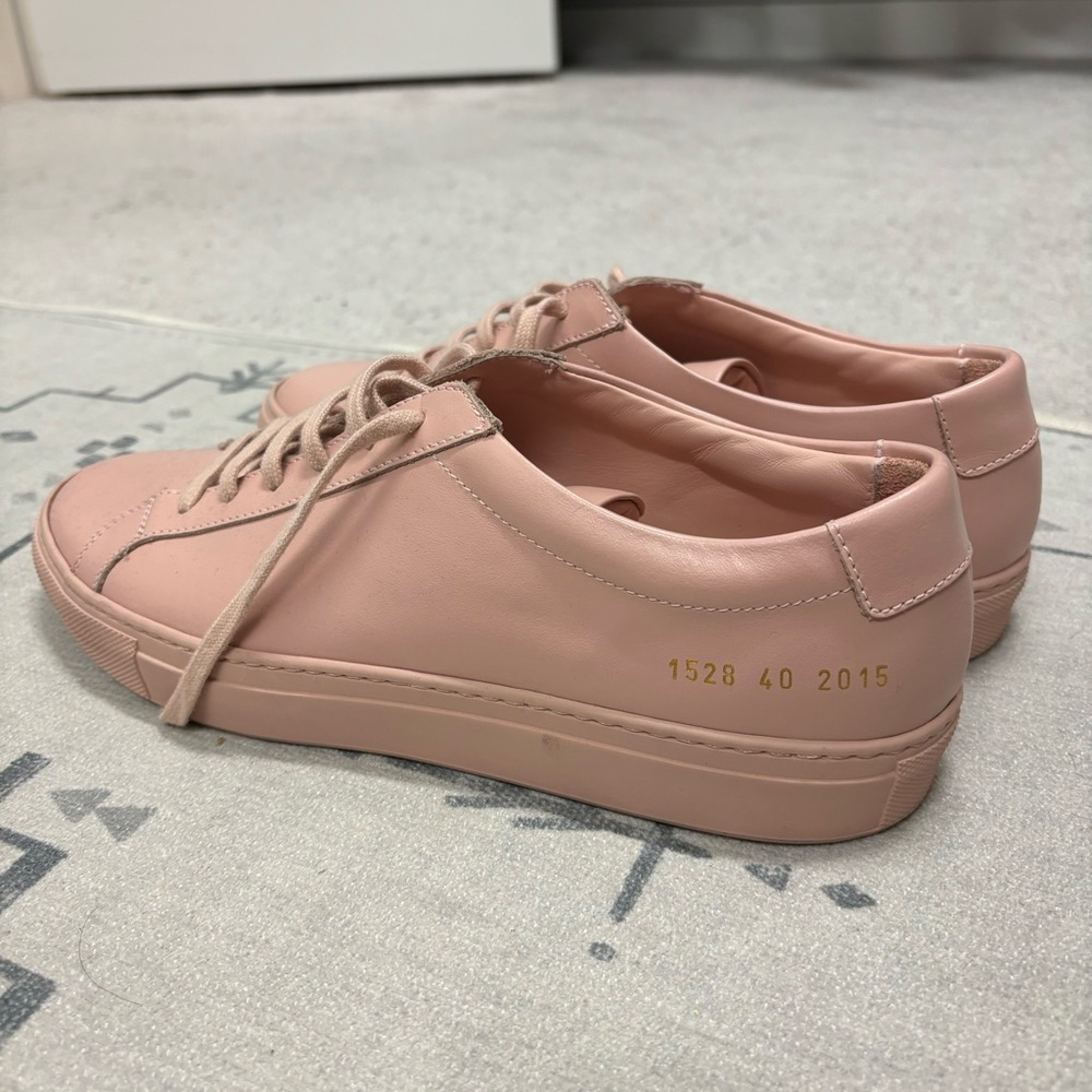 Common Project Sneakers - Picture 3 of 5